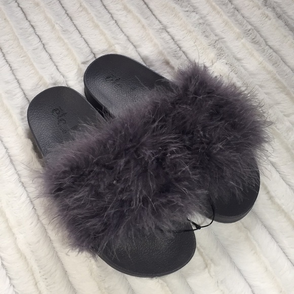 Rue21 Shoes - Rue 21 Grey Feather Slippers NWT Size 7/8 M